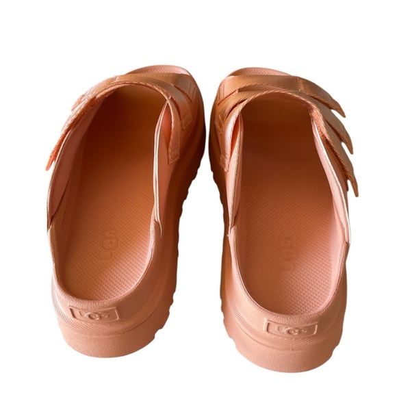 UGG Kids Platform Pink Sandals size 7 in Kids and 8.5 in Women Size - Picture 7 of 10